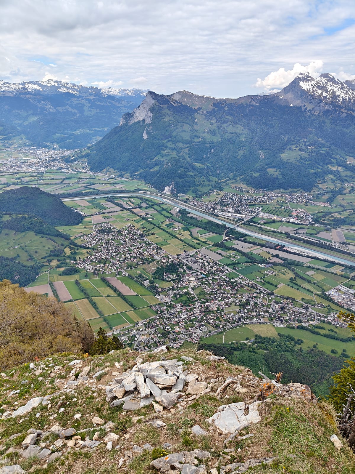 Wide panorama over Balzers and the Rhine Valley from the Wörznerhorn ridge